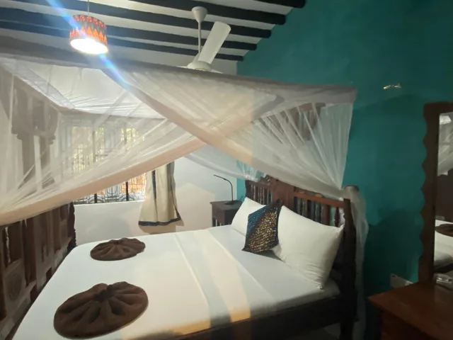 غرفة بسرير مزدوج بإطلالة على الحديقة، Mbuyuni Beach Village 2/10