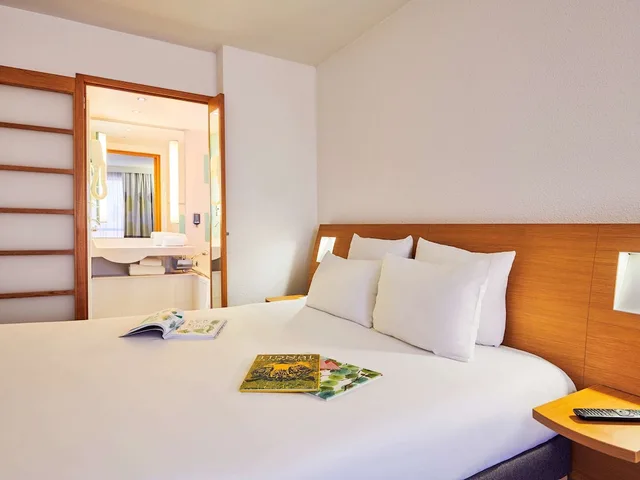 غرفة سوبيريور بسرير مزدوج مع أريكة، Novotel Paris 13 Porte d Italie 7/10