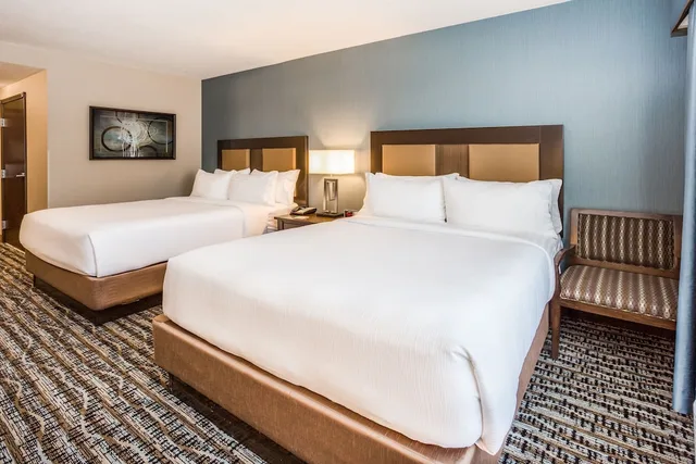 suite, 2 queen beds, Holiday Inn South Jordan Slc South 1/5