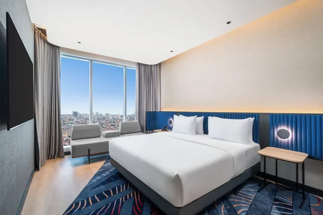 غرفة ديلوكس بسرير كينج، Novotel Jakarta Pulo Mas 5/9