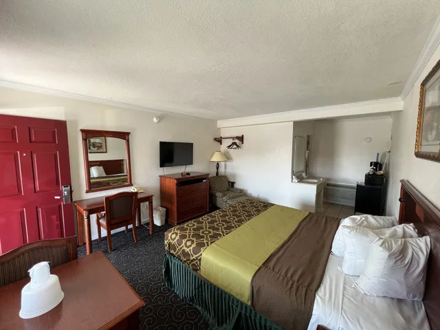 غرفة بسرير كينج، Americas Best Value Inn Hanford 2/3