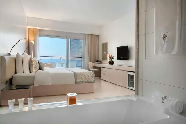 غرفة كلوب بريميير بسرير كينج بإطلالة على البحر، Kempinski Hotel Aqaba Red Sea 5/10