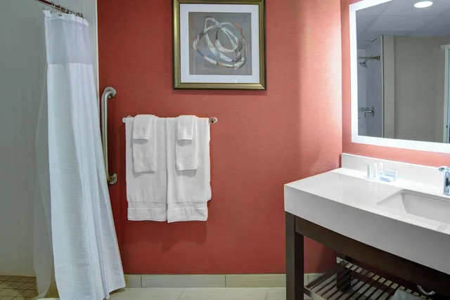 غرفة سوبيريور بسريرين كوين مع أريكة، Courtyard By Marriott St Cloud Le St Germain Suite Hotel 1/1
