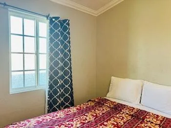 غرفة أساسية مفردة بحمام خاص، Plaza Hotel Gardena 1/1
