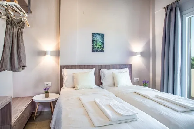 2 Bedrooms, Apartment, 2 King Beds, Sea View, Sofa, Evelyn Hotel 1/3