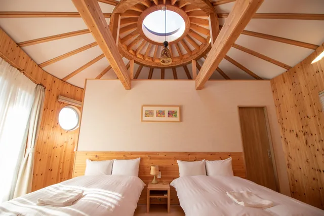 Cocoon, Twin Beds، Grand Chariot Hokuto Shichisei 135 1/3