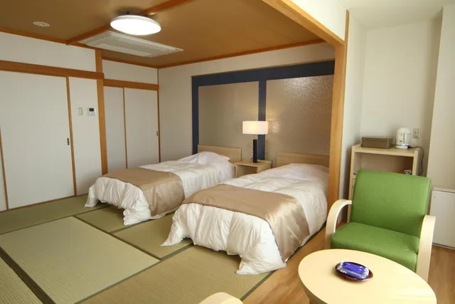 غرفة يابانية بسريرين منفصلين، Hotel Shiretoko 3/6