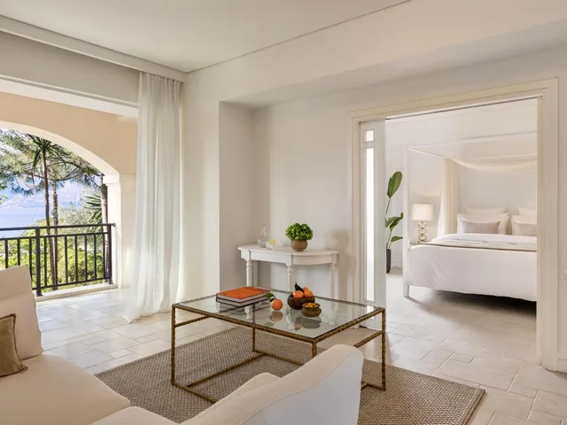 Deluxe, Suite, Bungalow, Side Sea View، Grecotel Eva Palace 3/4