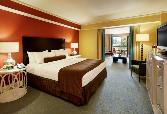 غرفة بريميوم بسرير كوين، Crowne Plaza Cabana, Palo Alto 1/2