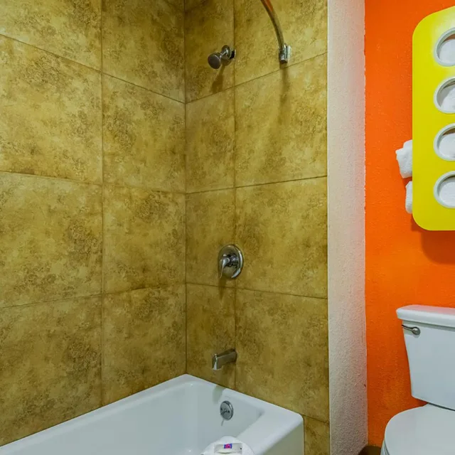 غرفة رباعية للمدخنين، Motel6 Bakersfield, CA - Airport 6/10