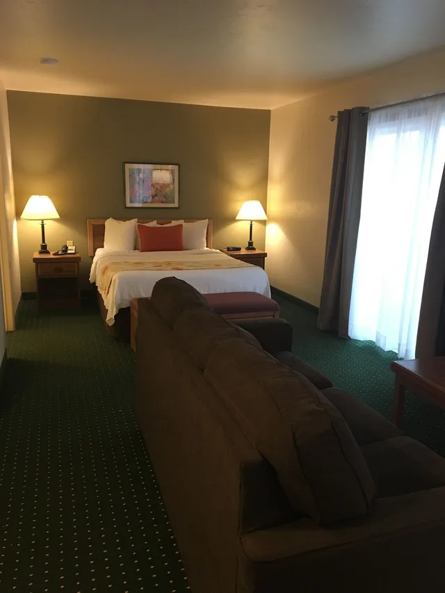 جناح استوديو بسرير كوين، Hawthorn Suites by Wyndham Green Bay 4/5