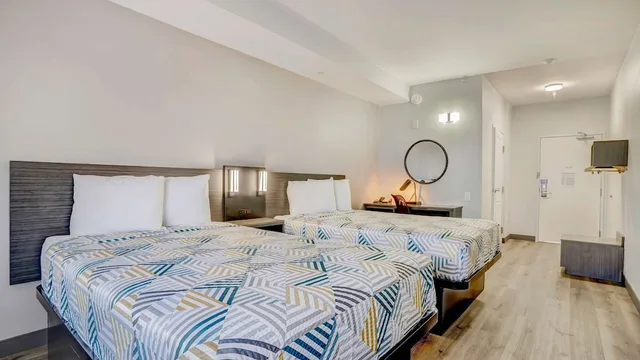 غرفة قياسية بسريرين مزدوجين، Motel6 Highland, CA – San Bernardino – East 1/10