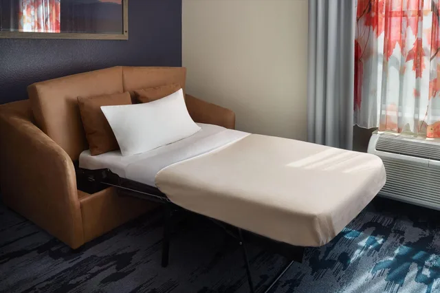 استوديو بسرير كينج لذوي الإعاقة، Fairfield Inn And Suites Orlando At Seaworld 2/4