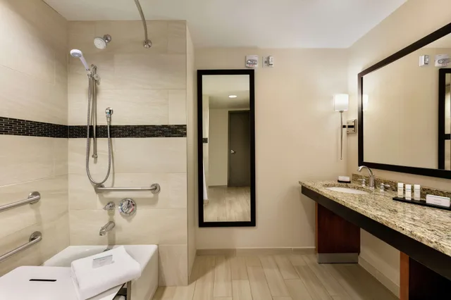 Premium, Suite, 2 Queen Beds, Accessible, Embassy Suites Chattanooga / Hamilton Place 4/6