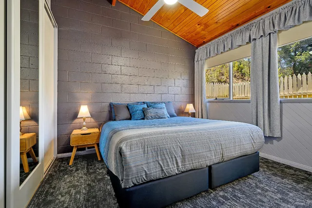 شقة تنفيذية، Gold Rush Inn 1/1