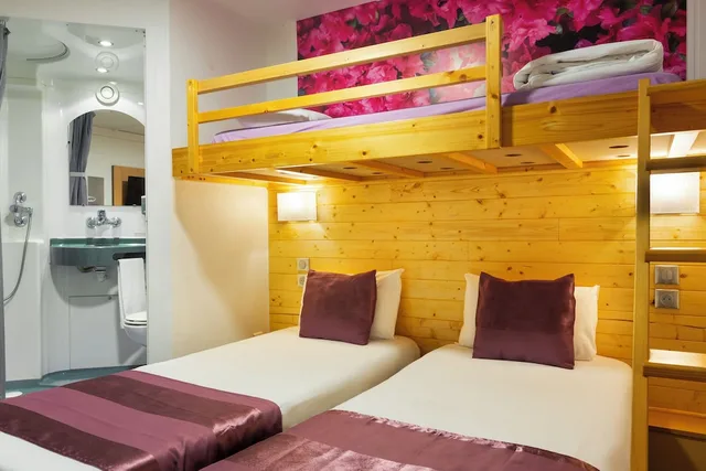 Room, Triple, 3 Beds, Fasthotel Orleans Sud 3/10
