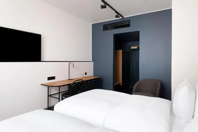 غرفة قياسية بسريرين منفصلين، Solo Sokos Hotel Helsinki 3/5