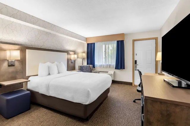 غرفة بسرير كوين، Best Western Halton Hills 2/4