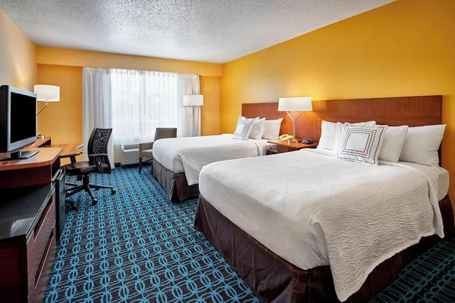 غرفة بسريرين كوين، Fairfield Inn By Marriott Myrtle Beach Broadway At the Beach 1/3