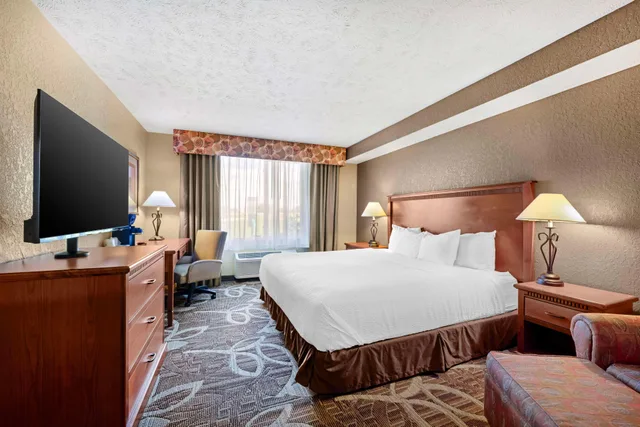غرفة بسرير كينج لذوي الإعاقة، Best Western Plus Mid Nebraska Inn & Suites 2/9