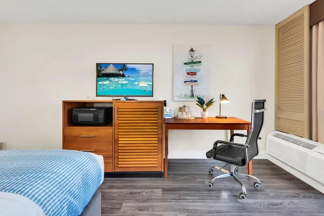 غرفة بسرير مزدوج، Best Western Orlando Gateway Hotel 5/6
