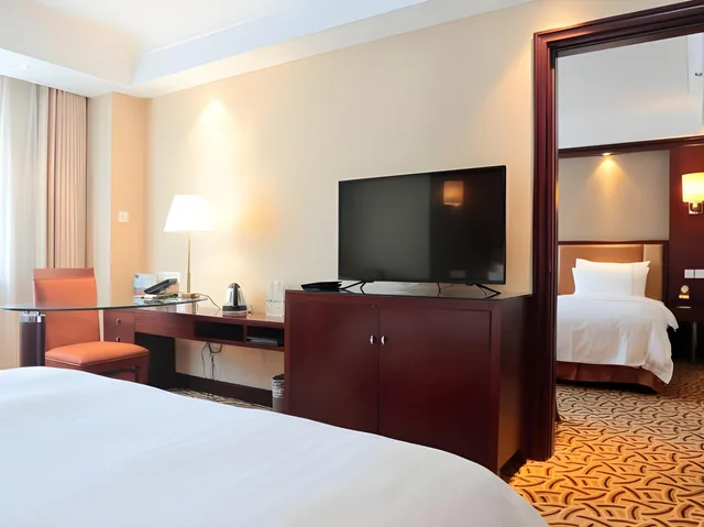 غرفة عائلية، Jianguo Hotel Shanghai 2/2
