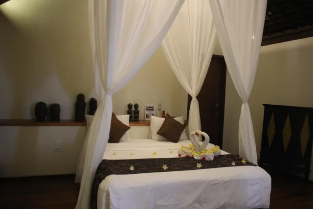 غرفة بسرير مزدوج بإطلالة على الحديقة، Villa Bukit Segara 1/1