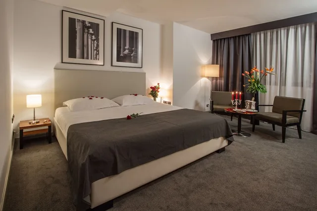 غرفة سوبيريور بسريرين منفصلين، Atrium Hotel 6/10