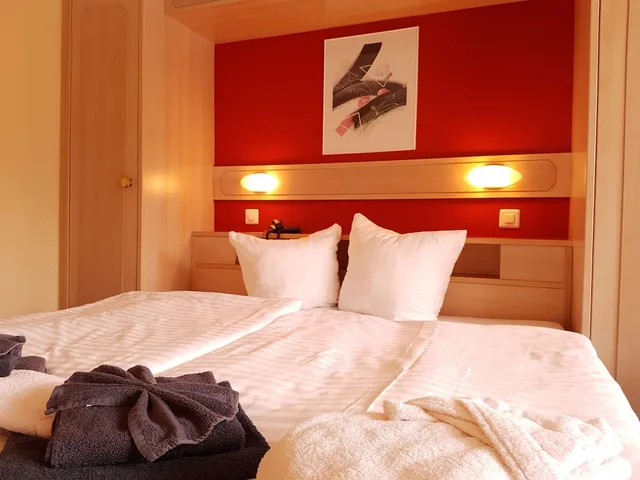غرفة عائلية بأربعة أسرّة، Hotel Europa 2/6