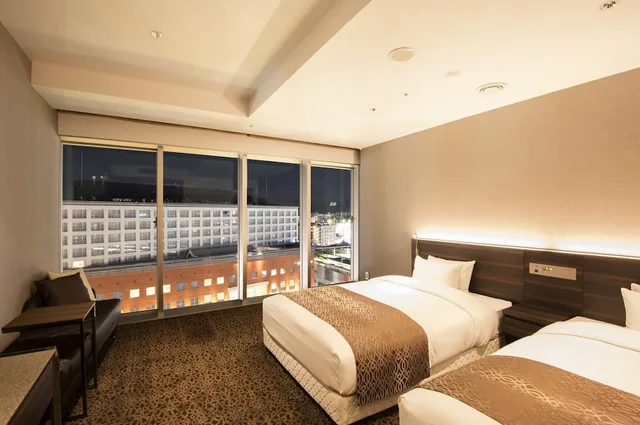 غرفة سوبيريور بسريرين مزدوجين وسريرين كينج بإطلالة على المدينة بحوض استحمام، Piazza Hotel Nara 1/7
