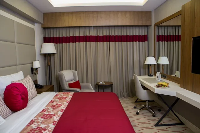 غرفة بسرير كينج، Ramada by Wyndham Sakarya Hendek 5/6