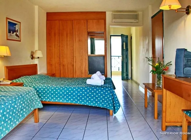 غرفة سوبيريور ثلاثية، Despo Hotel 1/1