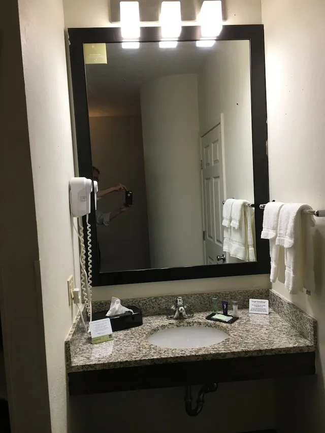 غرفة قياسية بسرير كينج، Sleep Inn Scott/Lafayette West 4/4