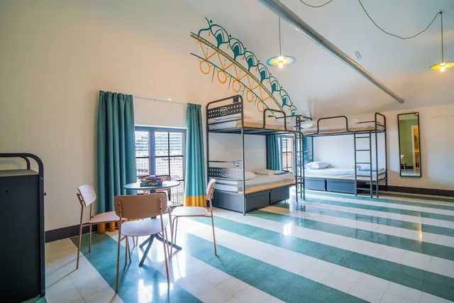 سكن مشترك بأربعة أسرّة للنساء، Ostello Bello Palermo 1/2
