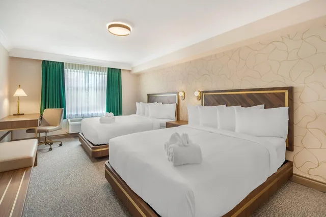 غرفة قياسية بسريرين كوين، Velora Hinton, an Ascend Hotel Collection 1/10