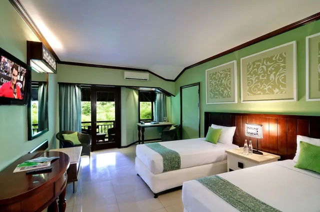 Deluxe Room, Bali Garden Beach Resort 4/8