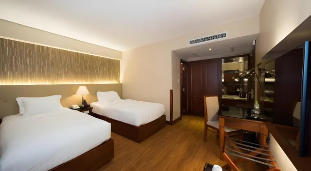 Executive, No Window، Nhat Ha 1/1