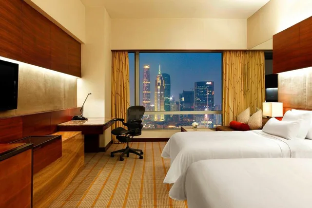 Guest Room, Twin Beds, City View, Club Lounge Access, The Westin Guangzhou 2/4