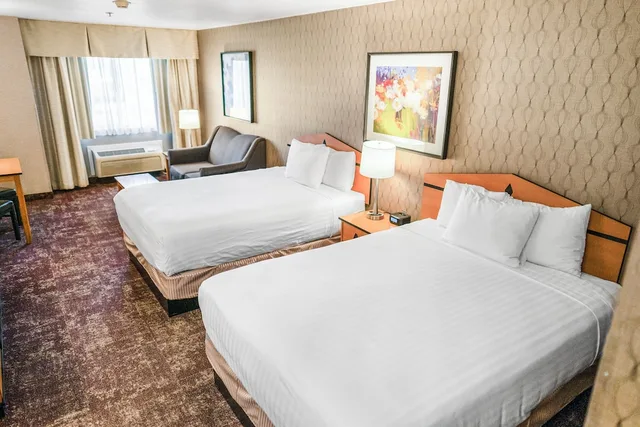 غرفة قياسية بسريرين كوين، Crystal Inn Hotel & Suites West Valley City 1/5