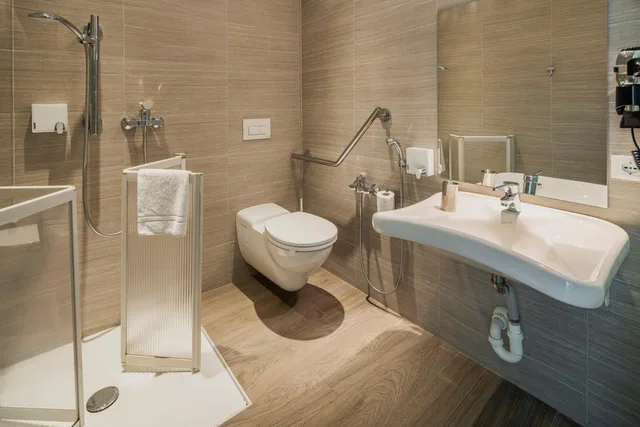 غرفة بسرير مزدوج أو سريرين منفصلين لذوي الإعاقة، Spark by Hilton Milan Linate Airport 7/7