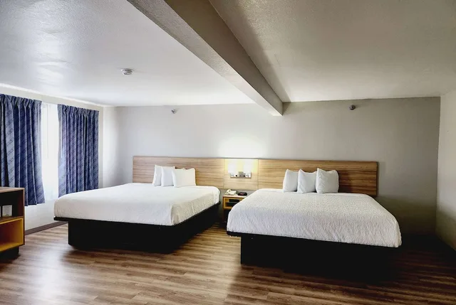 جناح بسريرين كينج، Days Inn Suites By Wyndham Corpus Christi Central 2/10