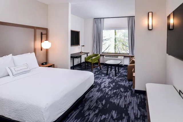Suite, King Bed, Fairfield Inn And Suites By Marriott Staunton 1/1
