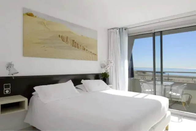 Room, Double Bed, Ocean Front، Brasilia Hotel 1/1
