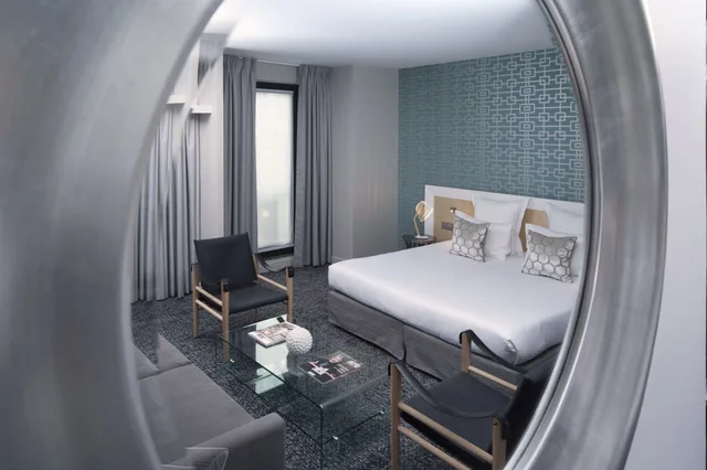 جناح جونيور بسريرين منفصلين مع أريكة، Hotel Paris Bastille 6/10