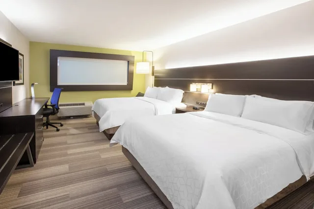 غرفة قياسية بسريرين كوين، Holiday Inn Express San Diego-Sea World Area, an IHG Hotel 6/9