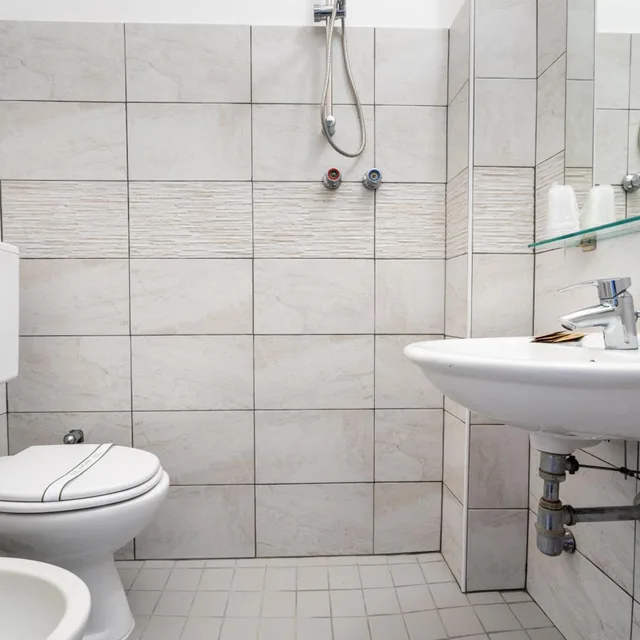 غرفة اقتصادية بسريرين منفصلين، Hotel Viscount Riccione 5/6