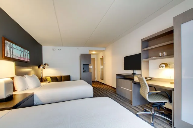 غرفة قياسية بسريرين كوين، Hyatt House Chicago/Evanston 2/7