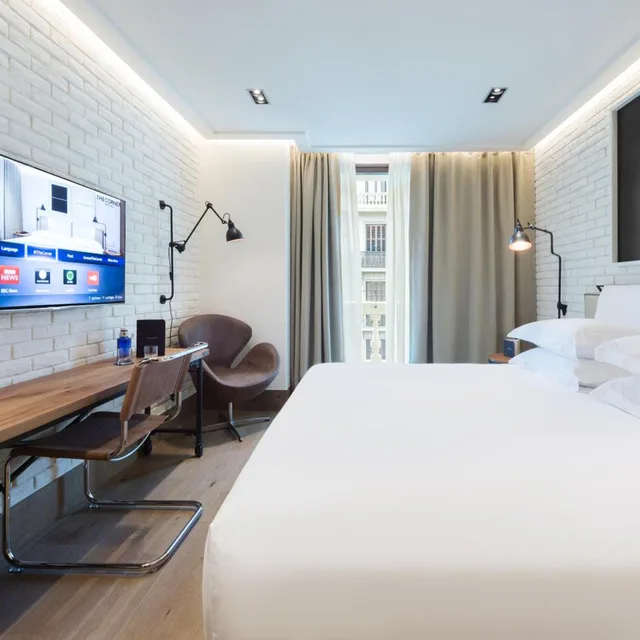 غرفة سوبيريور بسرير مزدوج أو سريرين منفصلين، The Corner Hotel 1/4
