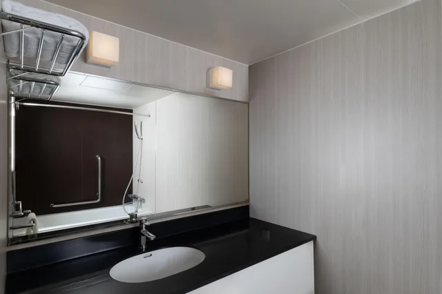 Club, Superior, King Bed, Club Lounge Access, Premium Floor, Sheraton Miyako Hotel Tokyo 4/4