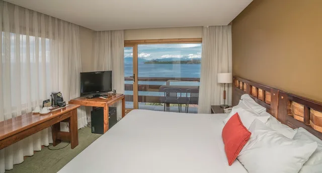 جناح جونيور بسرير كينج، Wyndham Puerto Varas Pettra 6/10